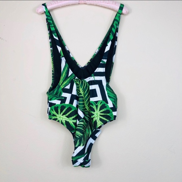 Missguided NWT Swimsuit One Piece 8 - Picture 6 of 7
